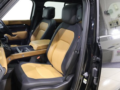LAND ROVER DEFENDER - 3