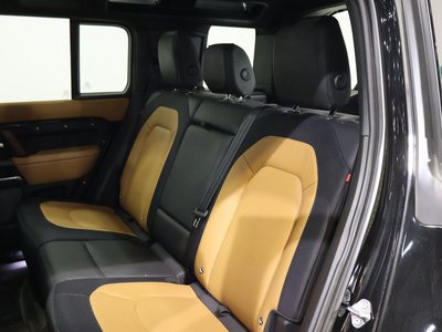 LAND ROVER DEFENDER - 5