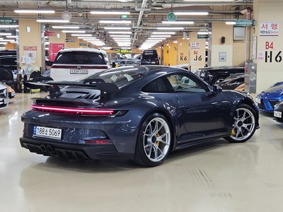 PORSCHE 911 - 4