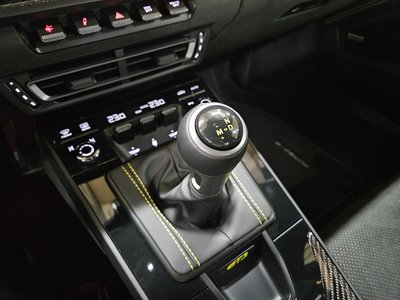 PORSCHE 911 - 8