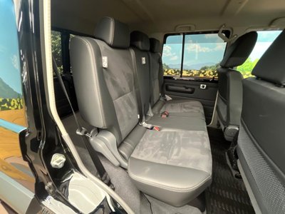 TOYOTA LAND CRUISER 70 - 9