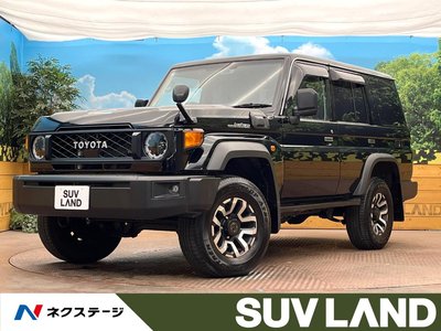 TOYOTA LAND CRUISER 70 - 1
