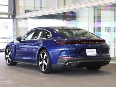 PORSCHE PANAMERA - 5