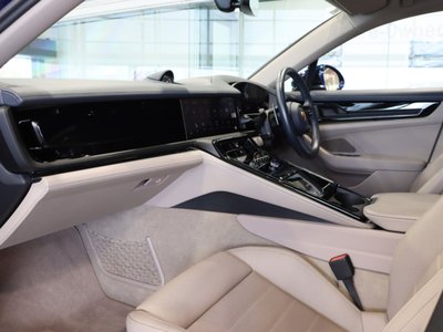 PORSCHE PANAMERA - 2