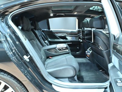 صورة مصغرة 21 لـ 2017 BMW 7 SERIES