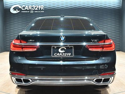BMW 7 SERIES - 7