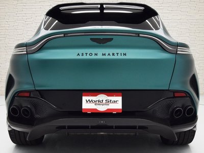 ASTON MARTIN DBX - 4