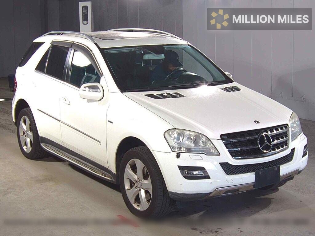 MERCEDES-BENZ M-CLASS - View 1