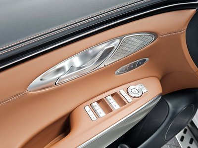2023 Genesis GV70 — миниатюра 19