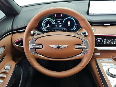 2023 Genesis GV70 — миниатюра 18