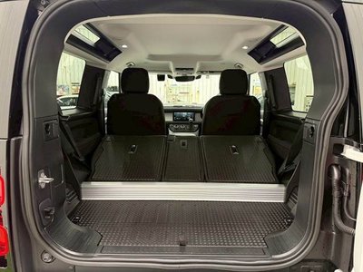 2023 LAND Rover DEFENDER — миниатюра 11