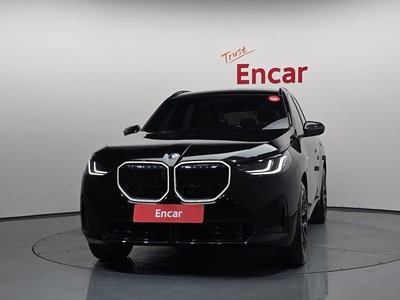 2025 BMW X3 照片 2
