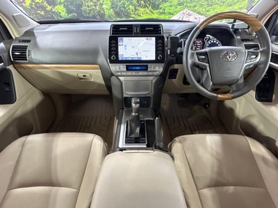 TOYOTA LAND CRUISER PRADO - 2