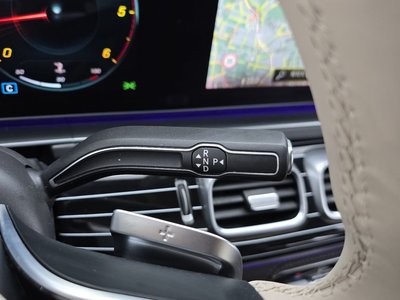 MERCEDES-BENZ GLS - 9