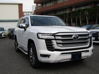 صورة مصغرة 33 لـ 2025 Toyota LAND CRUISER 300