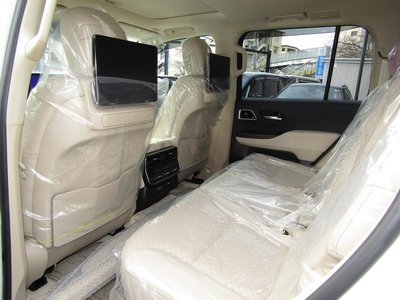 صورة 9 لـ 2025 Toyota LAND CRUISER 300