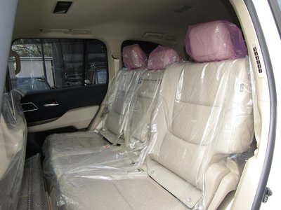 صورة 10 لـ 2025 Toyota LAND CRUISER 300