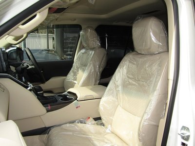 صورة مصغرة 11 لـ 2025 Toyota LAND CRUISER 300