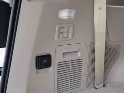 صورة مصغرة 16 لـ 2025 Toyota LAND CRUISER 300
