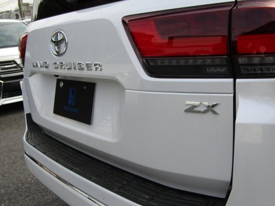 صورة مصغرة 29 لـ 2025 Toyota LAND CRUISER 300