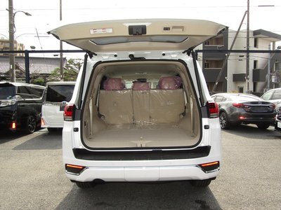 صورة مصغرة 13 لـ 2025 Toyota LAND CRUISER 300