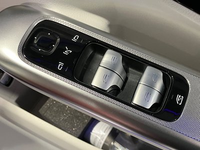 2026 Mercedes-BENZ EQE 缩略图 69