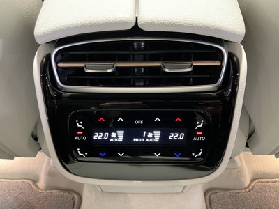 2026 Mercedes-BENZ EQE 缩略图 31