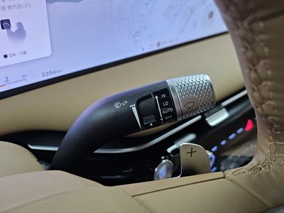 2025 Genesis G80 (RG3) thumbnail 26