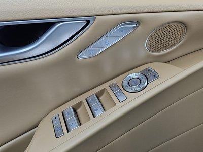 2025 Genesis G80 (RG3) thumbnail 27