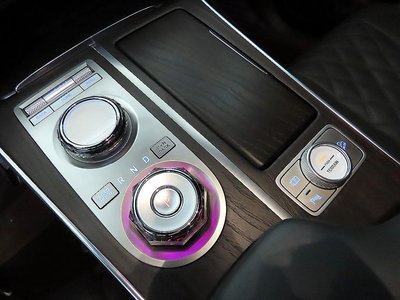 2023 Genesis GV80 thumbnail 12