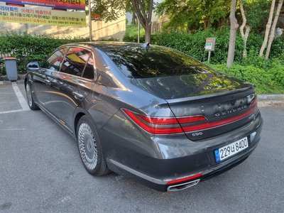 2019 Genesis G90 — фото 9