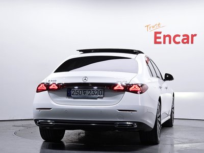 MERCEDES-BENZ E-CLASS - 3