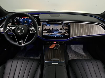 MERCEDES-BENZ E-CLASS - 5