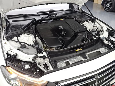 MERCEDES-BENZ E-CLASS - 7