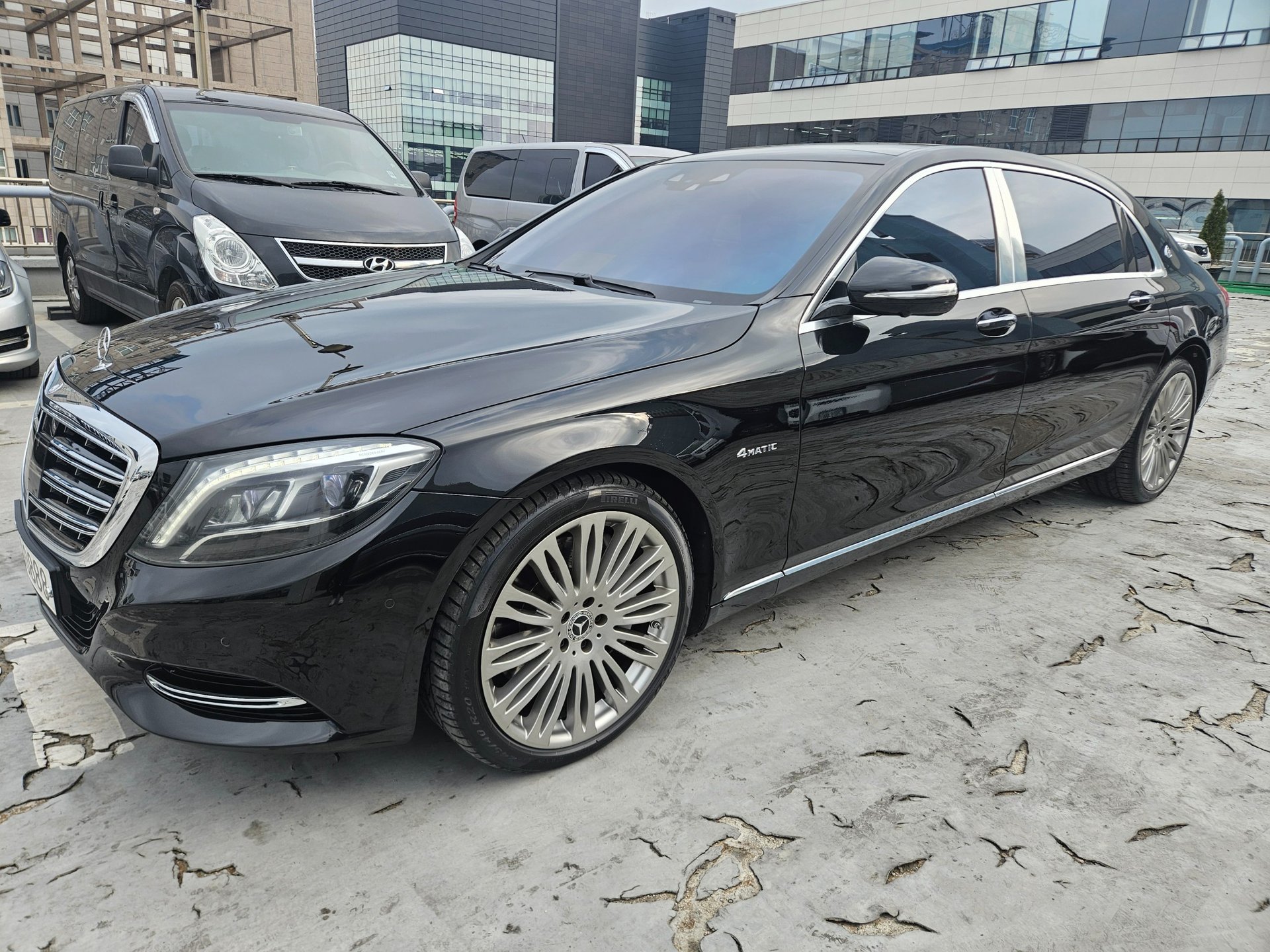 MERCEDES-BENZ S-CLASS - View 1