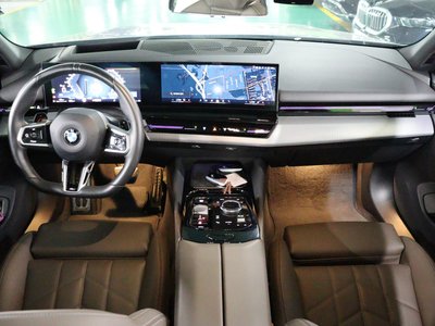 2024 BMW 5 SERIES photo 4