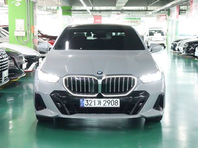 2024 BMW 5 SERIES photo 2