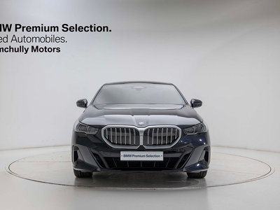 BMW 5 SERIES - 4