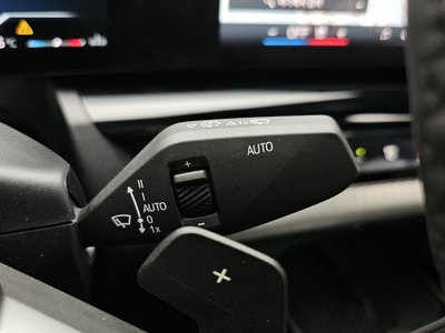 صورة مصغرة 29 لـ 2025 BMW 5 SERIES