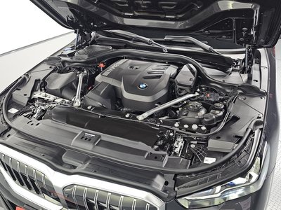 2025 BMW 5 SERIES photo 7