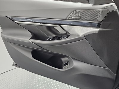 صورة مصغرة 14 لـ 2025 BMW 5 SERIES
