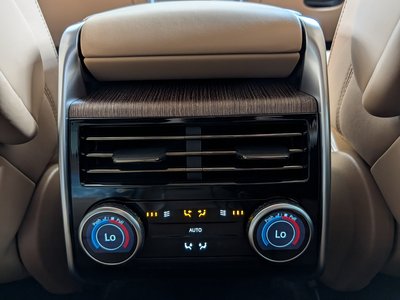 2025 LAND Rover RANGE ROVER thumbnail 19