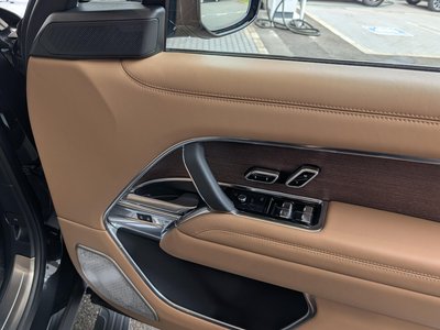2025 LAND Rover RANGE ROVER thumbnail 17