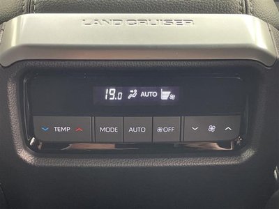 2026 Toyota LAND CRUISER 250 — миниатюра 26