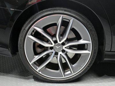 MERCEDES-BENZ E-CLASS - 6
