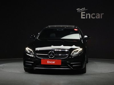 MERCEDES-BENZ E-CLASS - 2