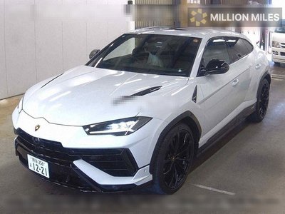 LAMBORGHINI URUS - 4