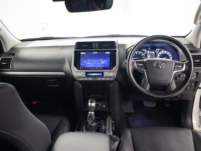 TOYOTA LAND CRUISER PRADO - 5