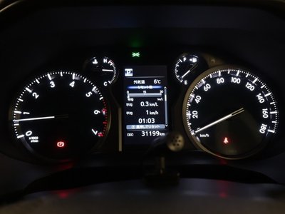 TOYOTA LAND CRUISER PRADO - 9