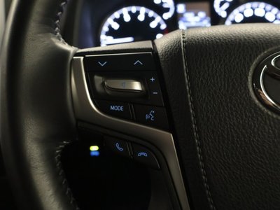 TOYOTA LAND CRUISER PRADO - 7